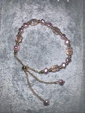 Adjustable Pink Pearl & Crystal Beaded Bracelet with Gold-Tone Chain